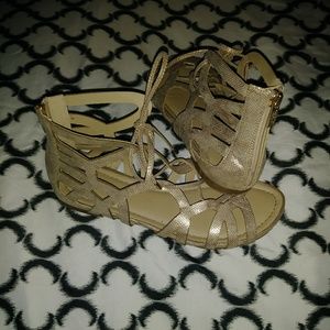 KCR gladiator sandles